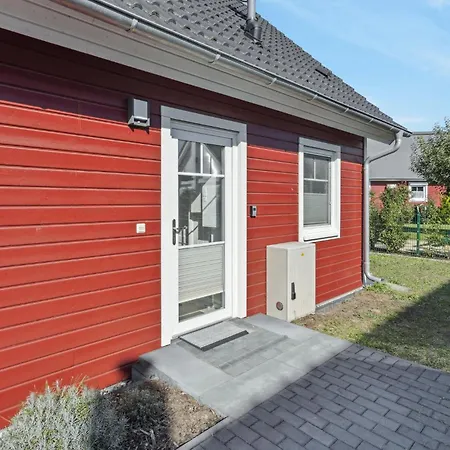 2 Bedroom Stunning In *